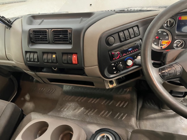 DAF LF45 160 4×2 Day Cab Box Van