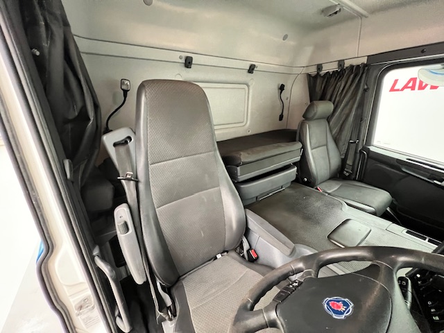 Scania P250 4×2 Sleeper Cab Fridge Box