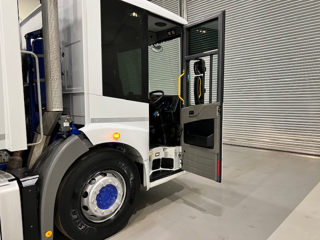 Mercedes Econic 2630 6×2 Refuse Bin Lorry
