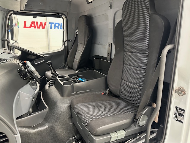 Mercedes Axor 1824 Day Cab Box Van