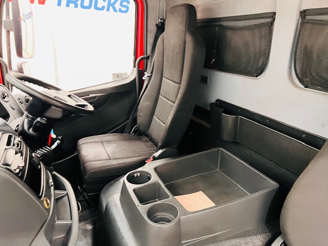 Mercedes Atego 816 Day Cab Curtainsider