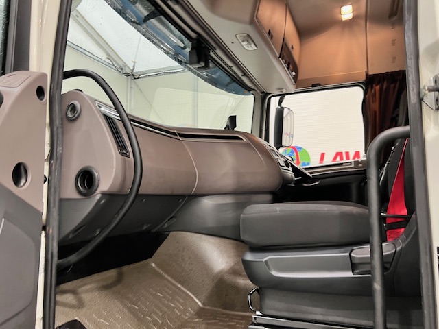 DAF XF 480 6×2 Midlift Tractor Unit