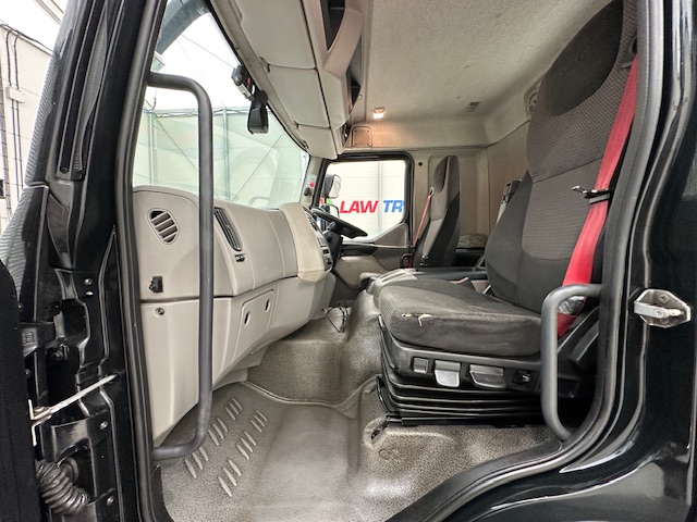 DAF LF 260 4×2 Rest Cab Tractor Unit