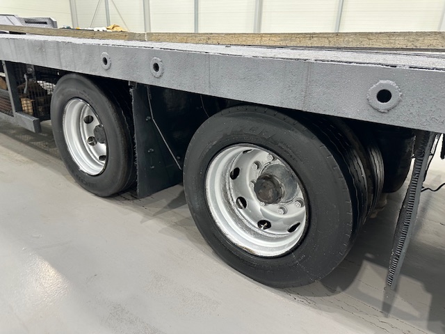 Don Bur Tandem Axle Caravan Carrier Lowloader