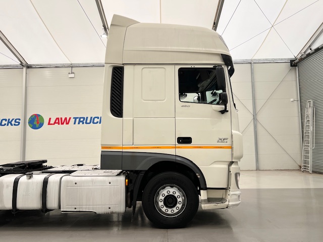 DAF XF 460 4×2 Super Space Cab Tractor Unit