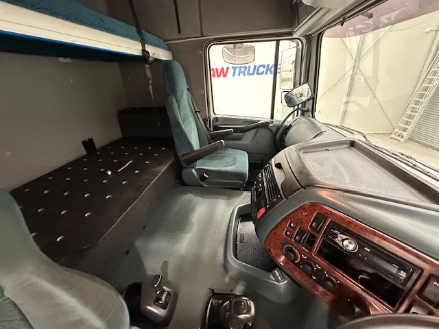 DAF XF95 430 4×2 Tractor Unit Manual