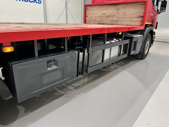 Scania P320 6×2 10 Tyre Rear Lift Flatbed