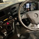 Mercedes Actros 2530 6×2 Sleeper Cab Curtainsider - thumbnail