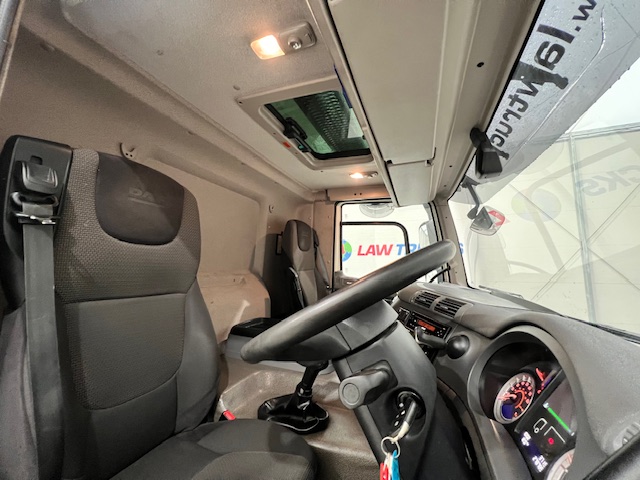 DAF CF 260 4×2 Day Cab Fridge Box