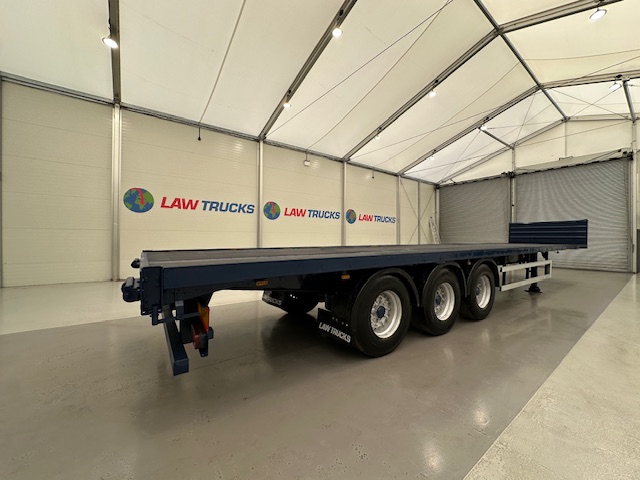 Concept Tri Axle Flatbed Trailer