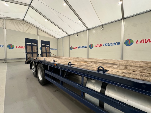 Volvo FM12 340 Rear Lift Sleeper Beavertail