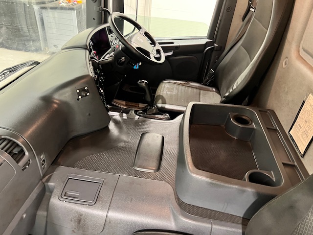 Scania P280 6×2 Rear Lift Day Cab Fridge Box
