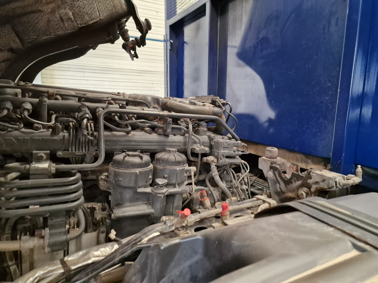Scania P280 6×2 Rear Lift Dropside Brick Grab