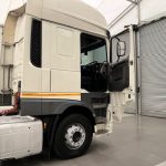 DAF XF 460 4×2 Super Space Cab Tractor Unit - thumbnail