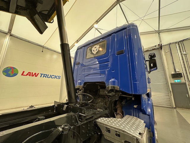 Scania R380 8×4 Sleeper Cab Tipper