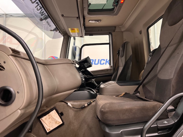 DAF CF85 410 8×4 Day Cab Hookloader Manual