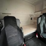 Mercedes Actros 2536 6×2 Sleeper Cab Curtainsider - thumbnail