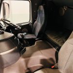 Volvo FM9 260 10 Tyre Sleeper Cab Curtainsider - thumbnail