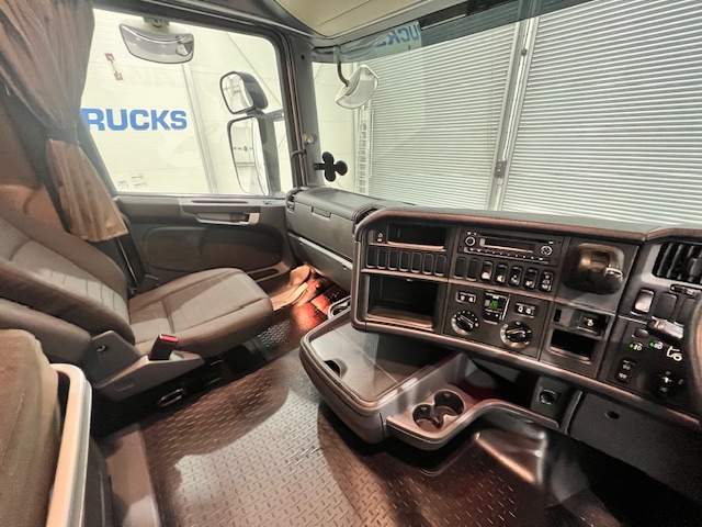 Scania R450 6×2 Midlift Topline Tractor Unit