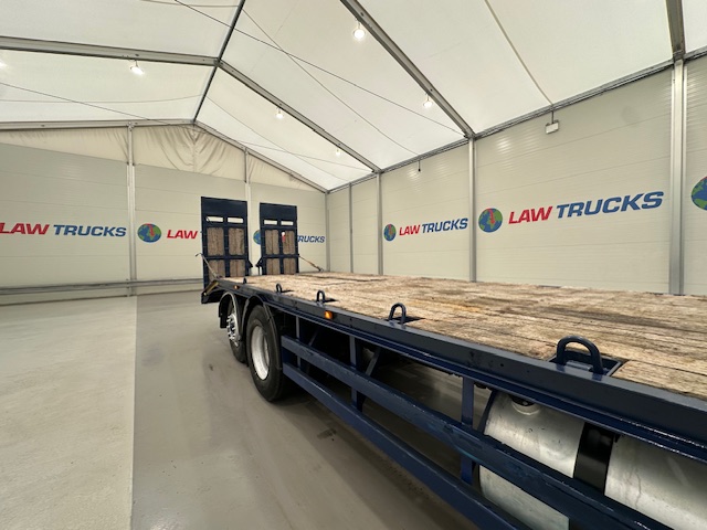 Volvo FM12 340 Rear Lift Sleeper Beavertail
