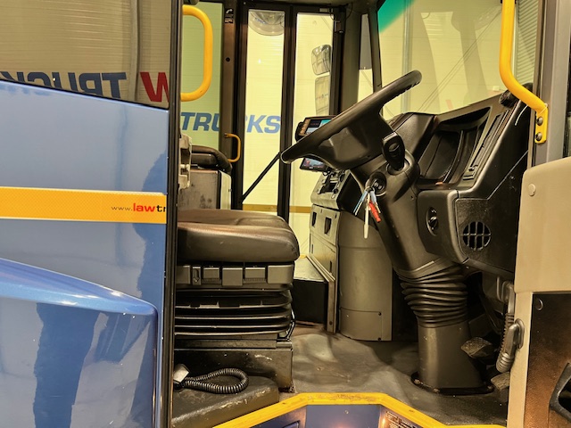 Mercedes Econic 2630 6×2 Refuse Bin Lorry