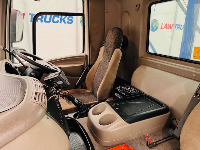 DAF CF85 410 8×4 Day Cab Hookloader Manual