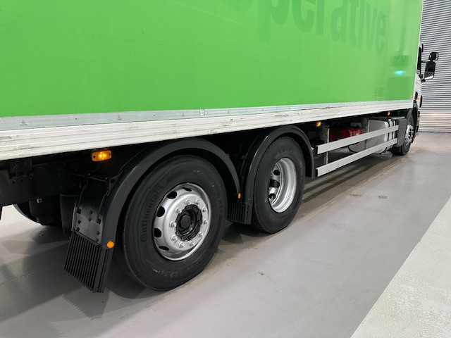 Scania P280 6×2 Rear Lift Day Cab Fridge Box Manual