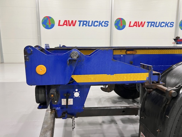 Dennison Tri Axle Sliding Skeletal Trailer BPW