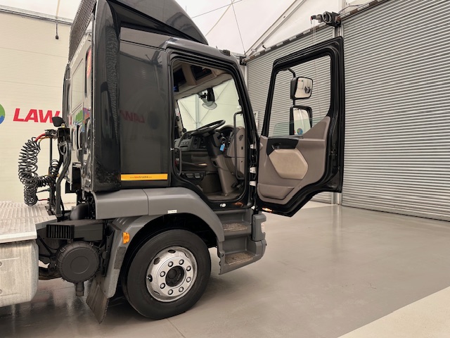 DAF LF 260 4×2 Rest Cab Tractor Unit