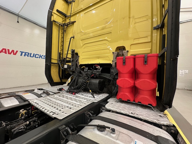 Scania S450 6×2 Midlift Highline Tractor Unit