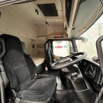 Mercedes Actros 2536 6×2 Sleeper Cab Curtainsider - thumbnail