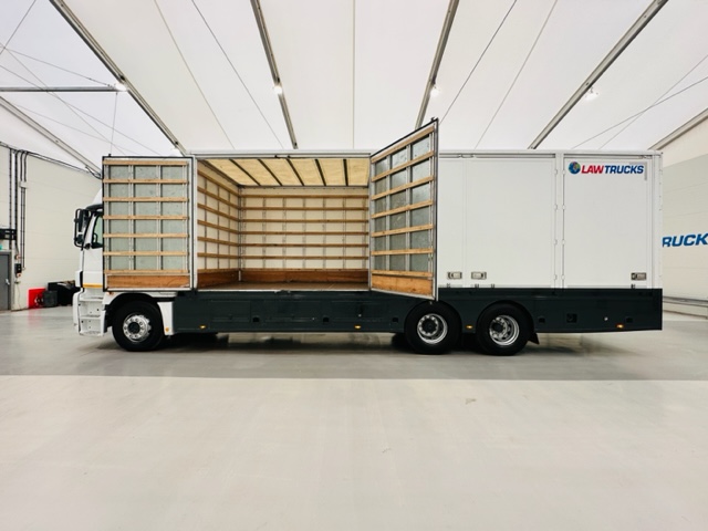 Mercedes 2543 6×2 10 Tyre Rear Lift Sleeper Cab Box Van