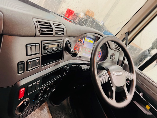 DAF CF 250 4×2 Day Cab Fridge Box