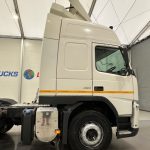 Volvo FM 450 6×2 Midlift Tractor Unit - thumbnail