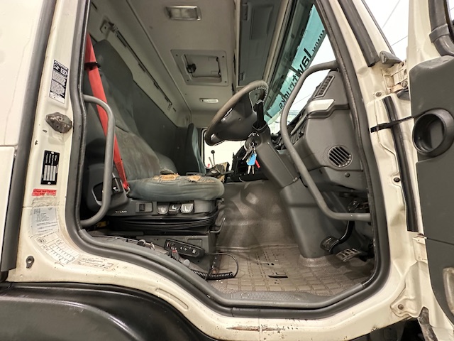 Volvo FM 330 6×4 Day Cab Cement Mixer