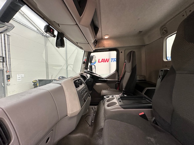 DAF LF 260 4×2 Rest Cab Tractor Unit
