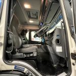 Scania P250 4×2 Sleeper Cab Fridge Box - thumbnail