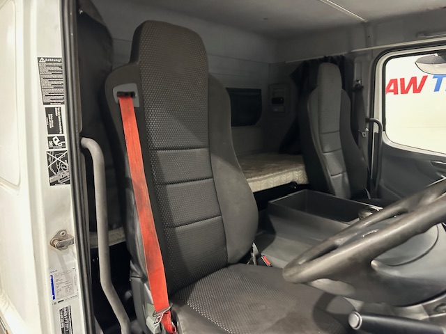 Mercedes Axor 1824 Sleeper Cab Flatbed