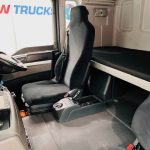 MAN TGM 18.250 Sleeper Cab Curtainsider - thumbnail