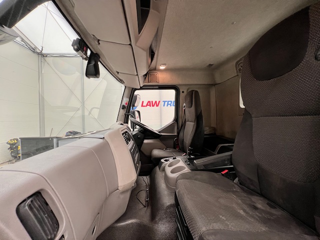DAF LF 260 4×2 Rest Cab Tractor Unit