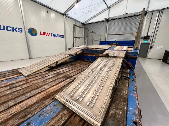 Kassbohrer Tri Axle Machinery Carrier Lowloader