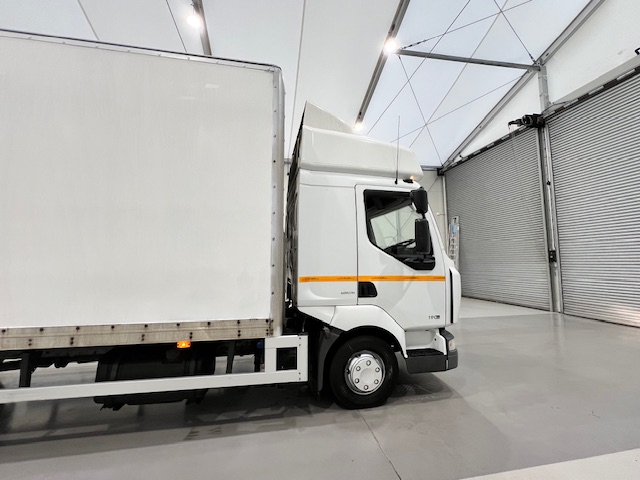 Renault Midlum 190 Sleeper Cab Box Van