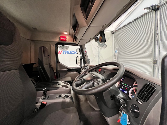 DAF LF 260 4×2 Rest Cab Tractor Unit