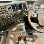 Volvo FMX 420 8×4 Day Cab Steel Tipper - thumbnail