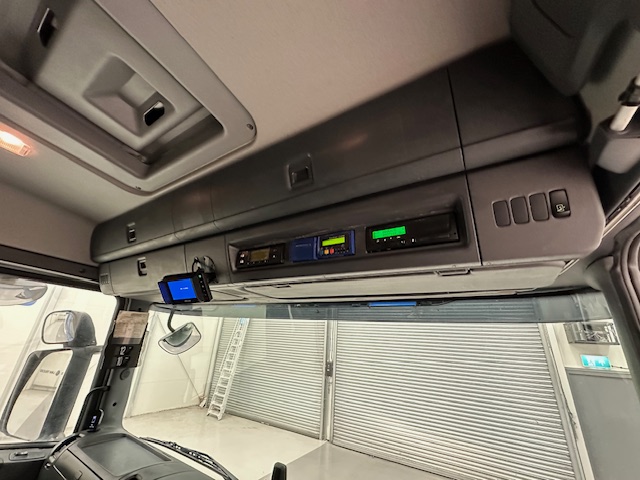 Scania P250 4×2 Sleeper Cab Fridge Box