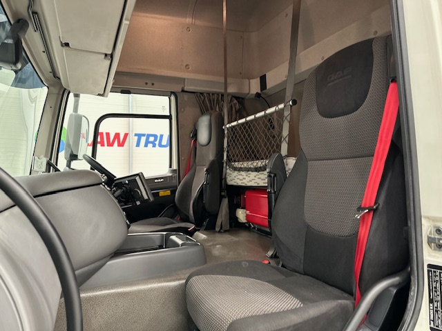 DAF CF 440 6×2 Sleeper Cab Dropside Drawbar Spec