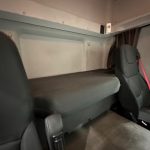 DAF CF 260 Sleeper Cab Curtainsider - thumbnail