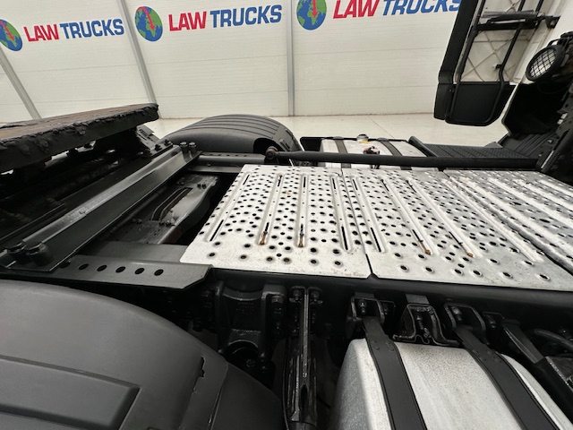 Scania R450 6×2 Midlift Highline Tractor Unit