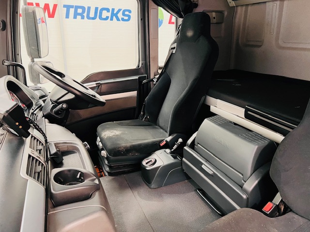 MAN TGS 26.340 6×2 Rear Steer Curtainsider