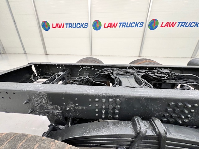 Scania P400 8×4 Day Cab Chassis
